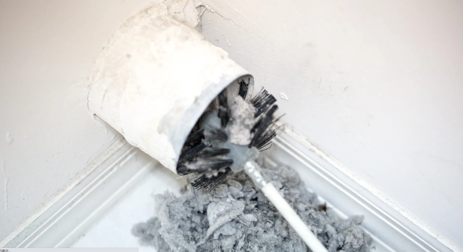 cleaning dryer vent
